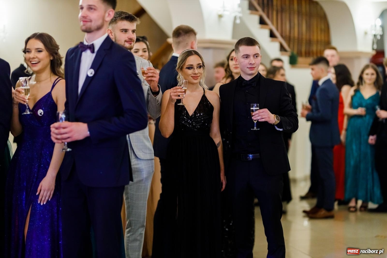 Zdjęcie w galerii na portalu naszraciborz.pl: Raciborski EKONOMIK bawi się na studniówce w Rogowie [FOTO i WIDEO] wiadomości z regionu