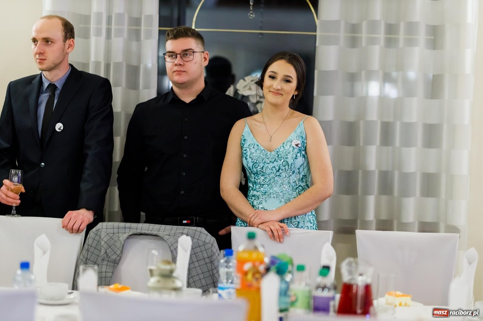 Zdjęcie w galerii na portalu naszraciborz.pl: Raciborski EKONOMIK bawi się na studniówce w Rogowie [FOTO i WIDEO] wiadomości z regionu