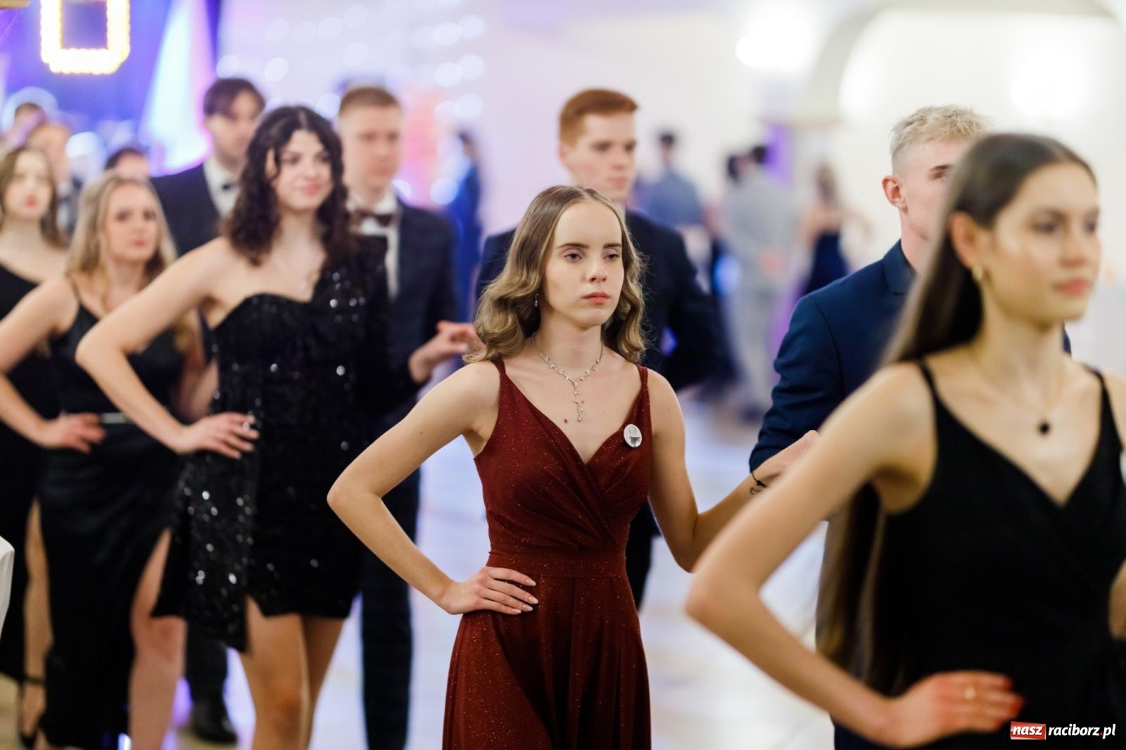 Zdjęcie w galerii na portalu naszraciborz.pl: Raciborski EKONOMIK bawi się na studniówce w Rogowie [FOTO i WIDEO] wiadomości z regionu