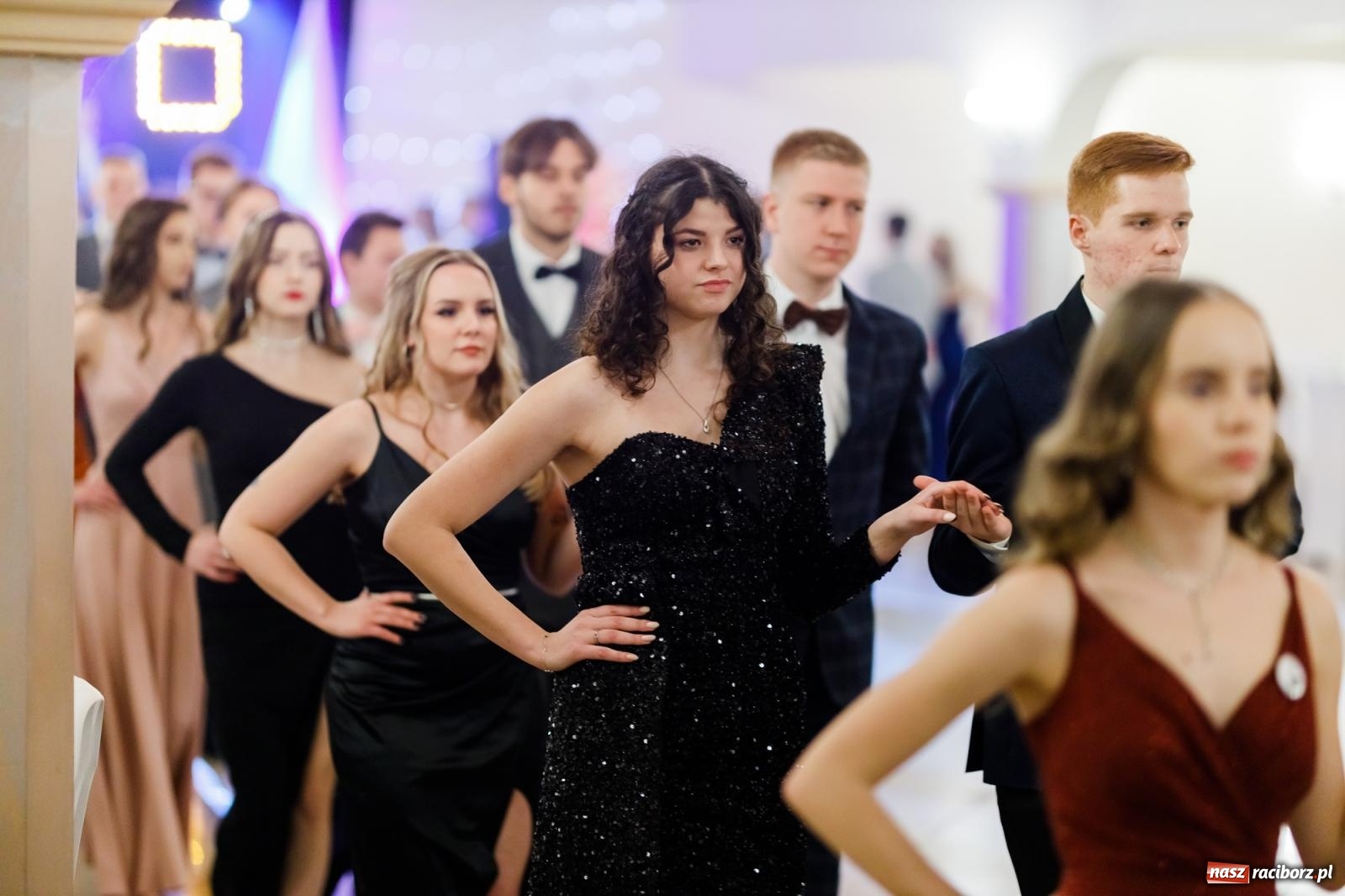 Zdjęcie w galerii na portalu naszraciborz.pl: Raciborski EKONOMIK bawi się na studniówce w Rogowie [FOTO i WIDEO] wiadomości z regionu