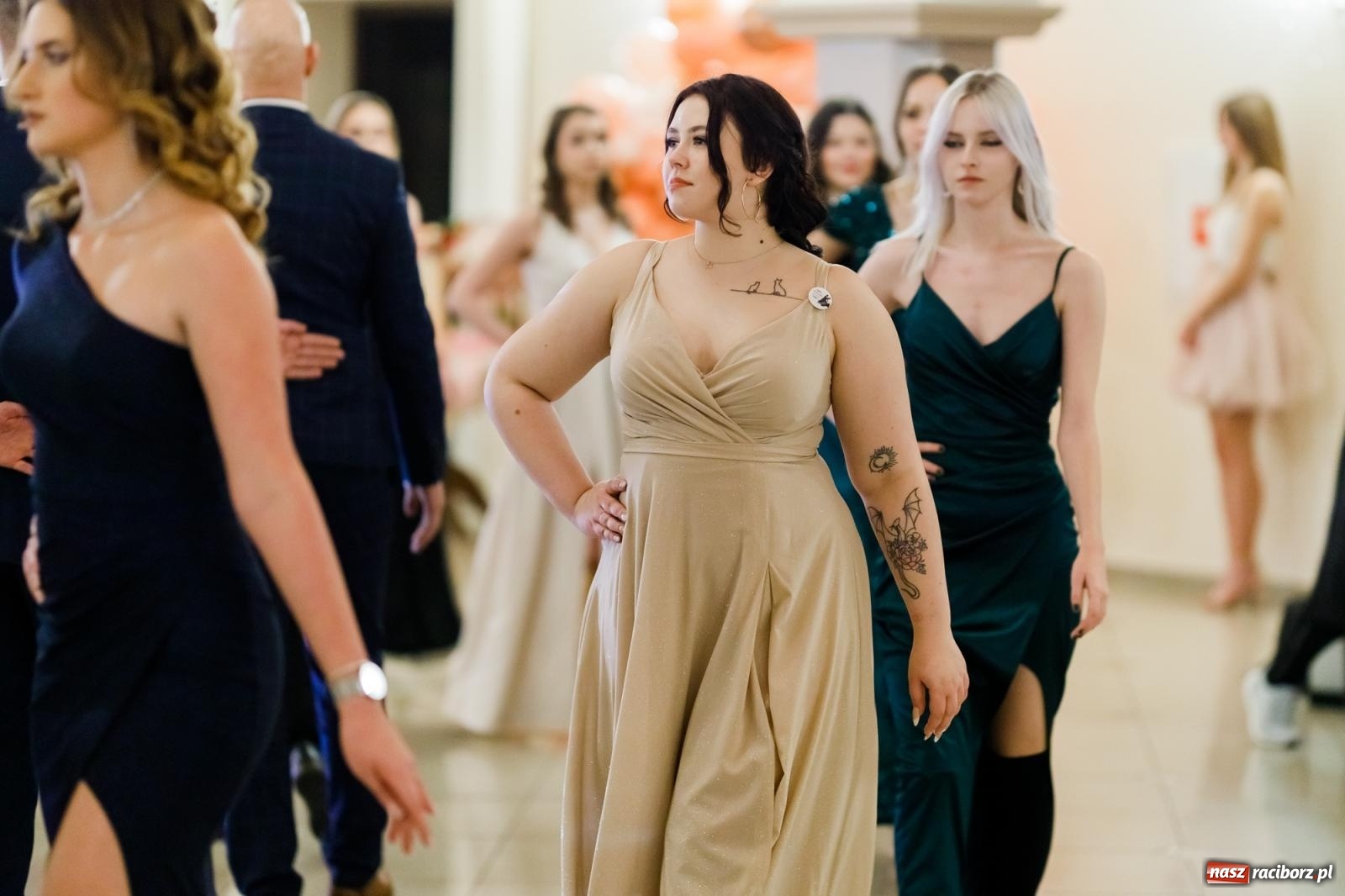 Zdjęcie w galerii na portalu naszraciborz.pl: Raciborski EKONOMIK bawi się na studniówce w Rogowie [FOTO i WIDEO] wiadomości z regionu