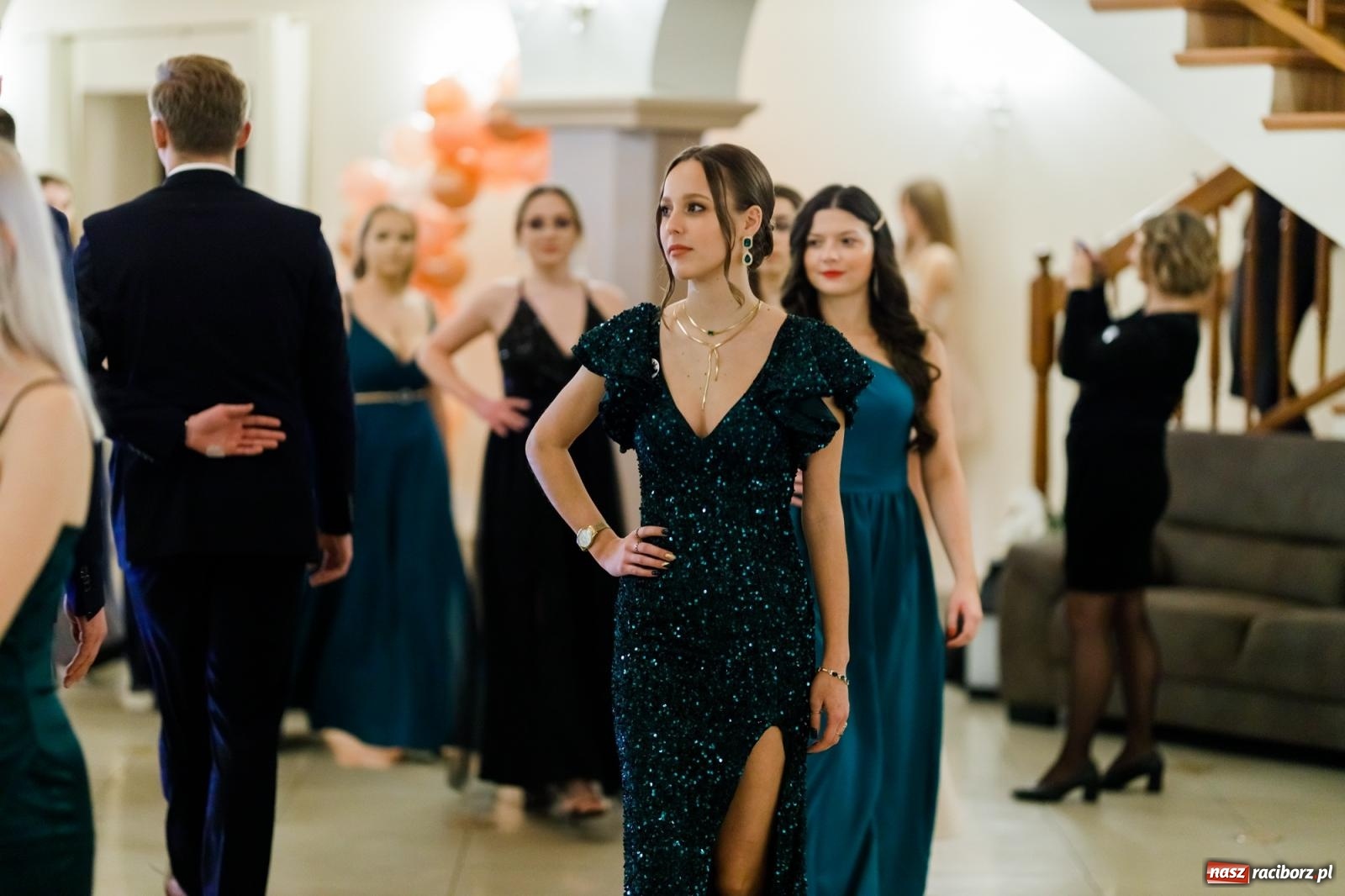 Zdjęcie w galerii na portalu naszraciborz.pl: Raciborski EKONOMIK bawi się na studniówce w Rogowie [FOTO i WIDEO] wiadomości z regionu