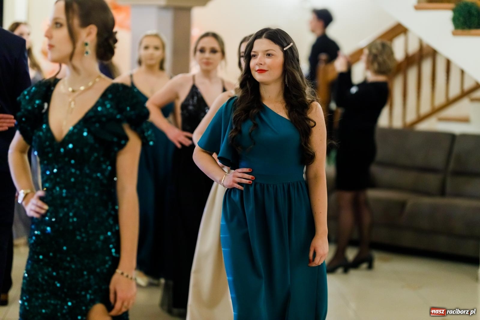 Zdjęcie w galerii na portalu naszraciborz.pl: Raciborski EKONOMIK bawi się na studniówce w Rogowie [FOTO i WIDEO] wiadomości z regionu