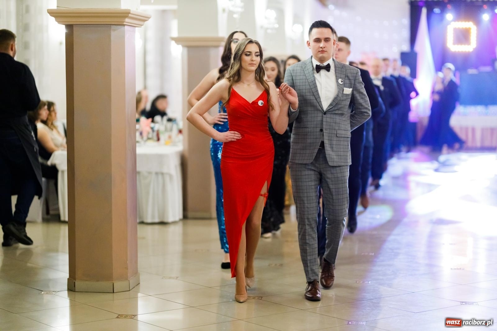 Zdjęcie w galerii na portalu naszraciborz.pl: Raciborski EKONOMIK bawi się na studniówce w Rogowie [FOTO i WIDEO] wiadomości z regionu