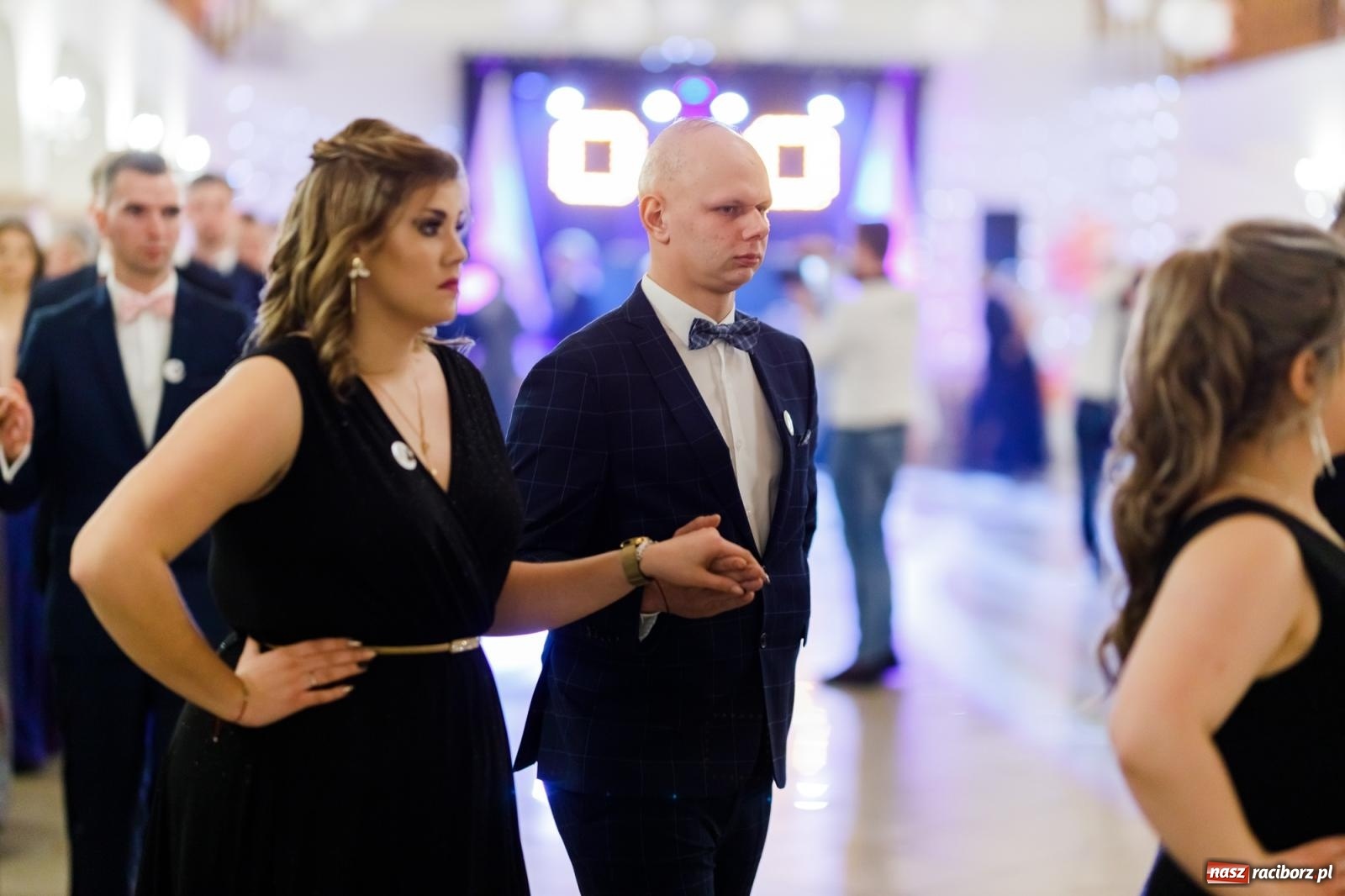 Zdjęcie w galerii na portalu naszraciborz.pl: Raciborski EKONOMIK bawi się na studniówce w Rogowie [FOTO i WIDEO] wiadomości z regionu