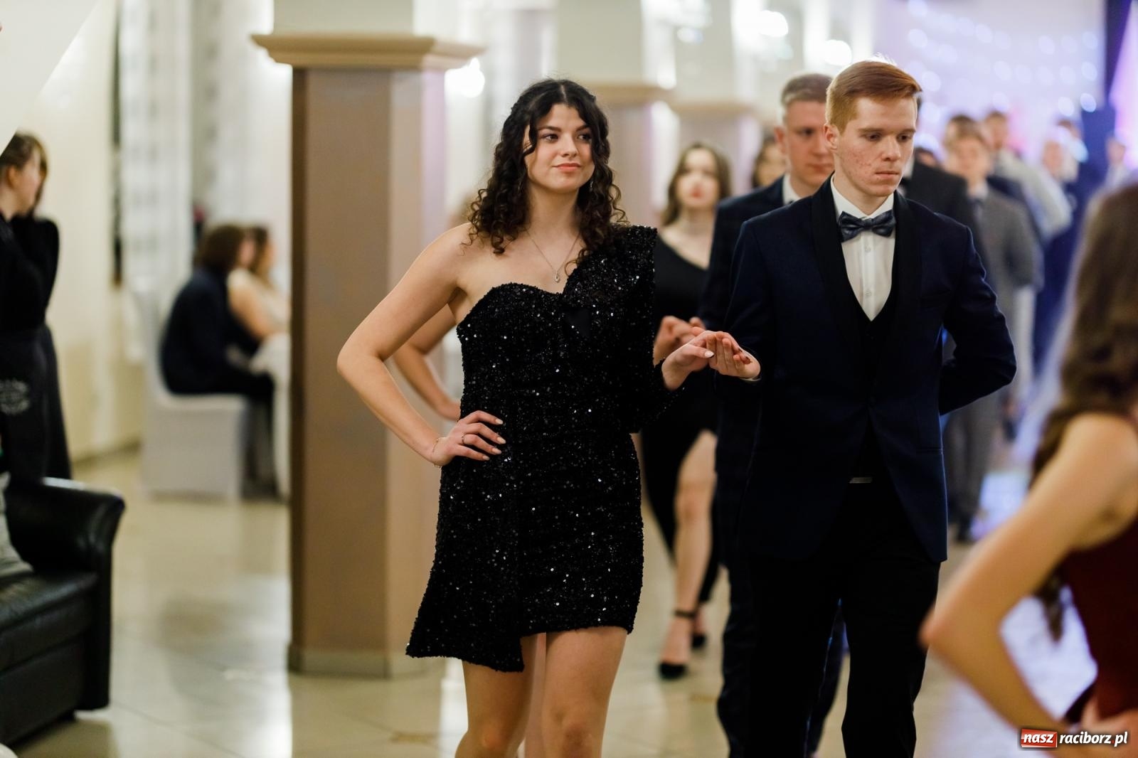 Zdjęcie w galerii na portalu naszraciborz.pl: Raciborski EKONOMIK bawi się na studniówce w Rogowie [FOTO i WIDEO] wiadomości z regionu