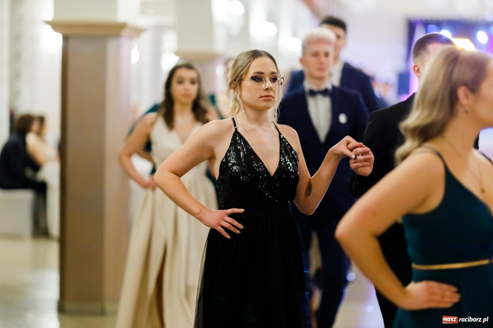 Zdjęcie w galerii na portalu naszraciborz.pl: Raciborski EKONOMIK bawi się na studniówce w Rogowie [FOTO i WIDEO] wiadomości z regionu