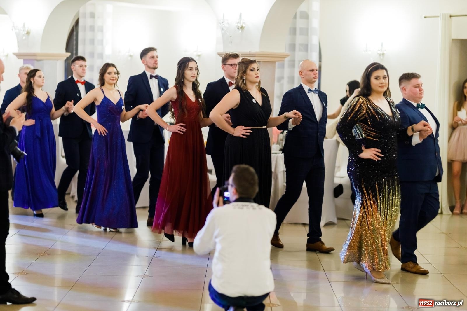 Zdjęcie w galerii na portalu naszraciborz.pl: Raciborski EKONOMIK bawi się na studniówce w Rogowie [FOTO i WIDEO] wiadomości z regionu