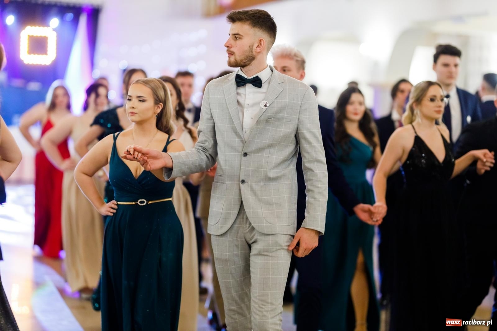 Zdjęcie w galerii na portalu naszraciborz.pl: Raciborski EKONOMIK bawi się na studniówce w Rogowie [FOTO i WIDEO] wiadomości z regionu