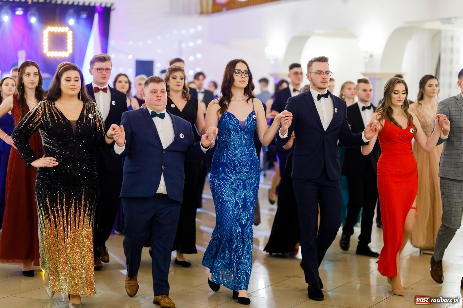 Zdjęcie w galerii na portalu naszraciborz.pl: Raciborski EKONOMIK bawi się na studniówce w Rogowie [FOTO i WIDEO] wiadomości z regionu