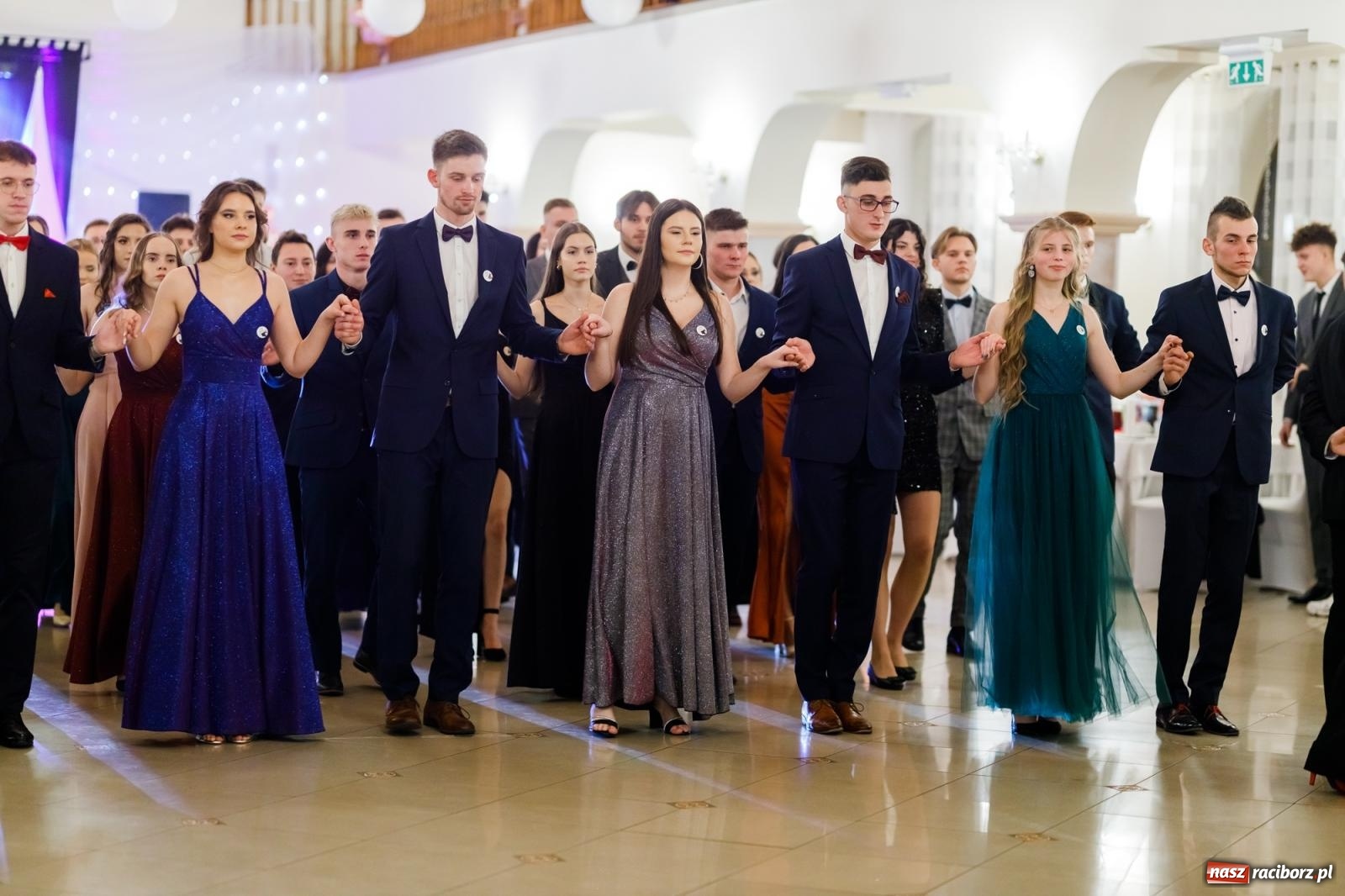 Zdjęcie w galerii na portalu naszraciborz.pl: Raciborski EKONOMIK bawi się na studniówce w Rogowie [FOTO i WIDEO] wiadomości z regionu