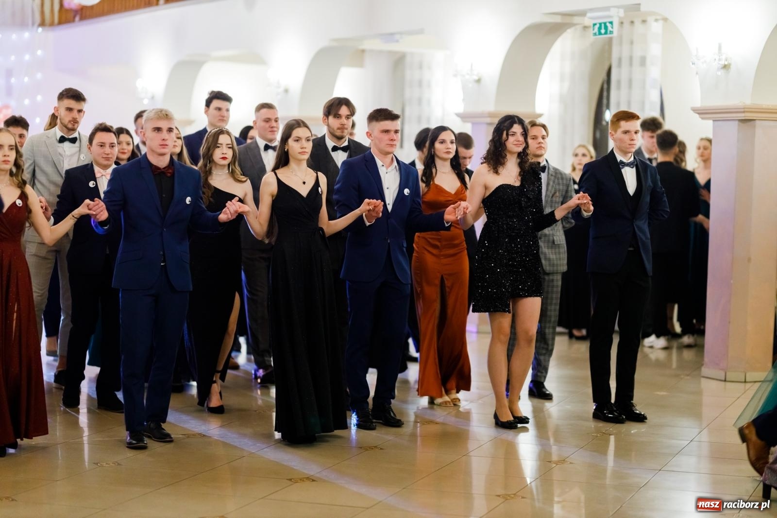 Zdjęcie w galerii na portalu naszraciborz.pl: Raciborski EKONOMIK bawi się na studniówce w Rogowie [FOTO i WIDEO] wiadomości z regionu