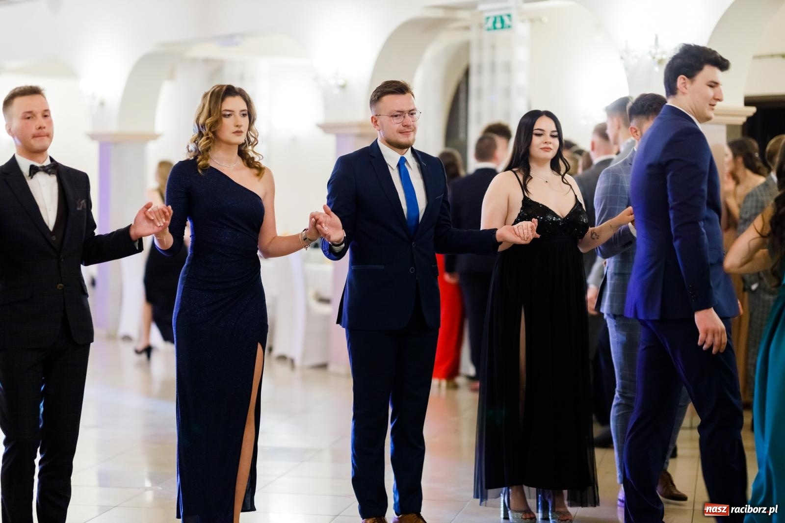 Zdjęcie w galerii na portalu naszraciborz.pl: Raciborski EKONOMIK bawi się na studniówce w Rogowie [FOTO i WIDEO] wiadomości z regionu