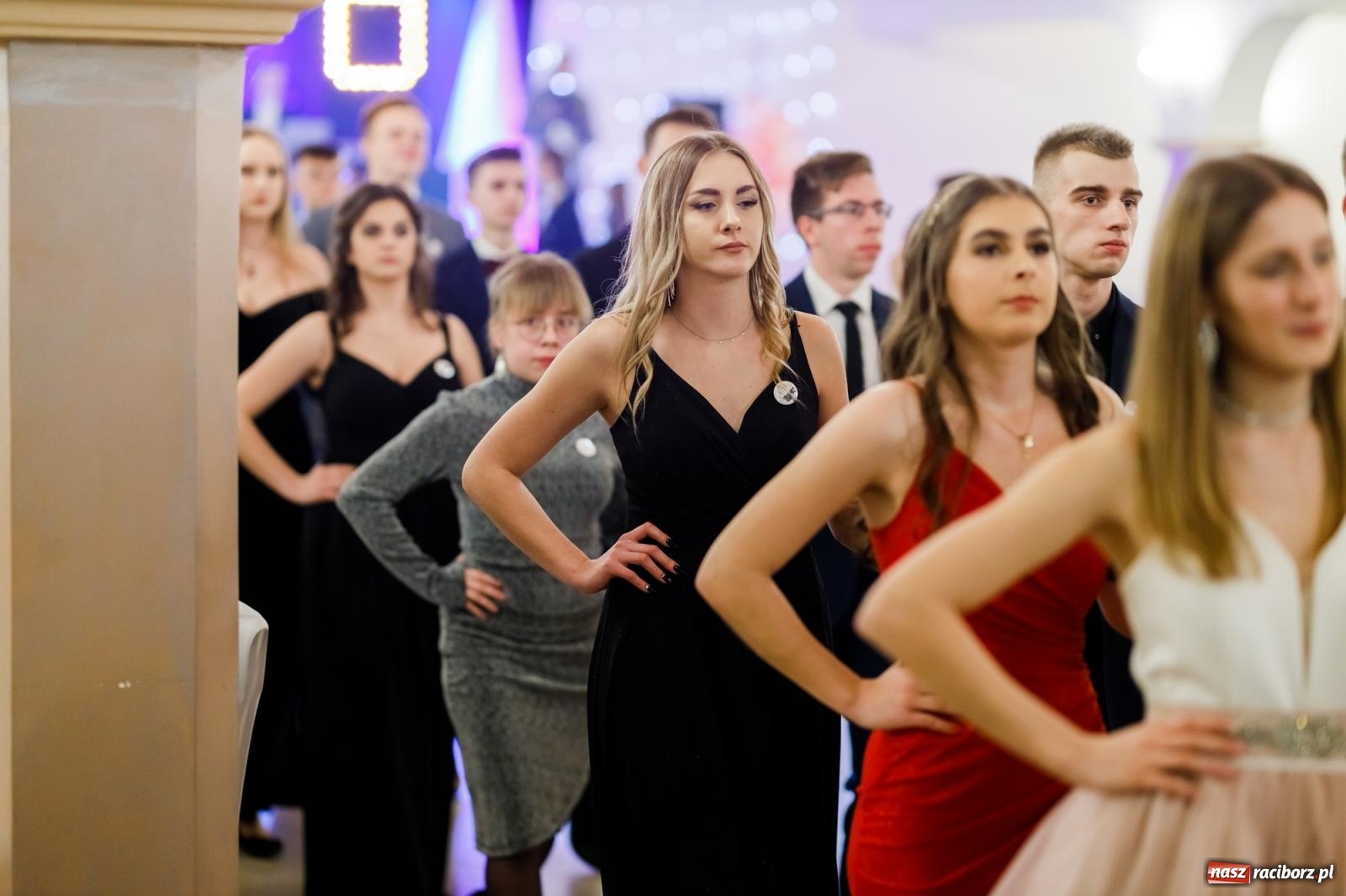 Zdjęcie w galerii na portalu naszraciborz.pl: Raciborski EKONOMIK bawi się na studniówce w Rogowie [FOTO i WIDEO] wiadomości z regionu