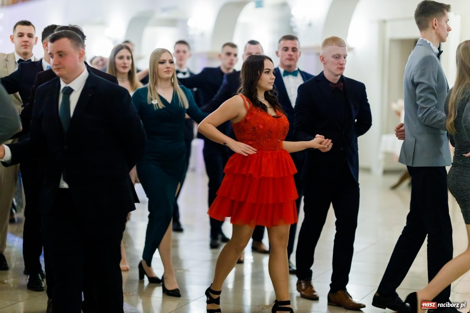 Zdjęcie w galerii na portalu naszraciborz.pl: Raciborski EKONOMIK bawi się na studniówce w Rogowie [FOTO i WIDEO] wiadomości z regionu