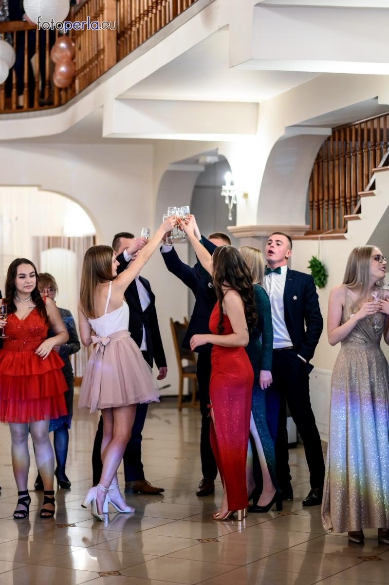 Zdjęcie w galerii na portalu naszraciborz.pl: Tak się bawi raciborski Ekonomik [FOTO i WIDEO] wiadomości z regionu