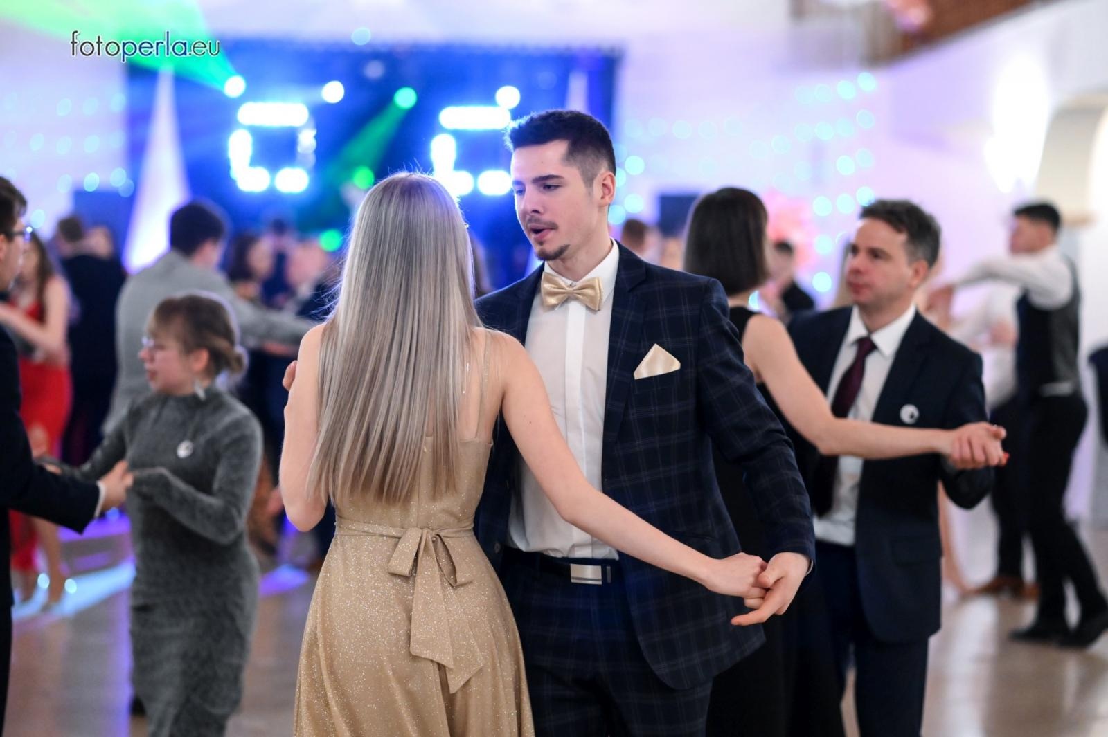 Zdjęcie w galerii na portalu naszraciborz.pl: Tak się bawi raciborski Ekonomik [FOTO i WIDEO] wiadomości z regionu