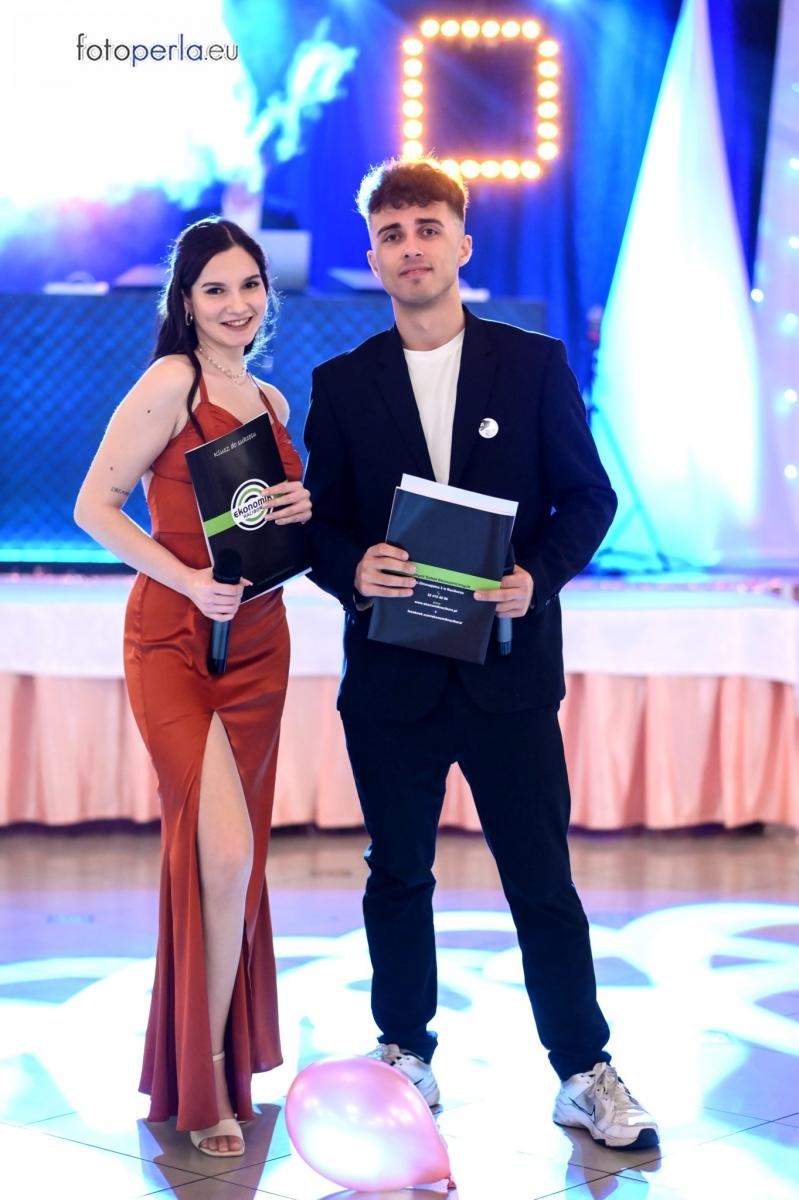 Zdjęcie w galerii na portalu naszraciborz.pl: Tak się bawi raciborski Ekonomik [FOTO i WIDEO] wiadomości z regionu