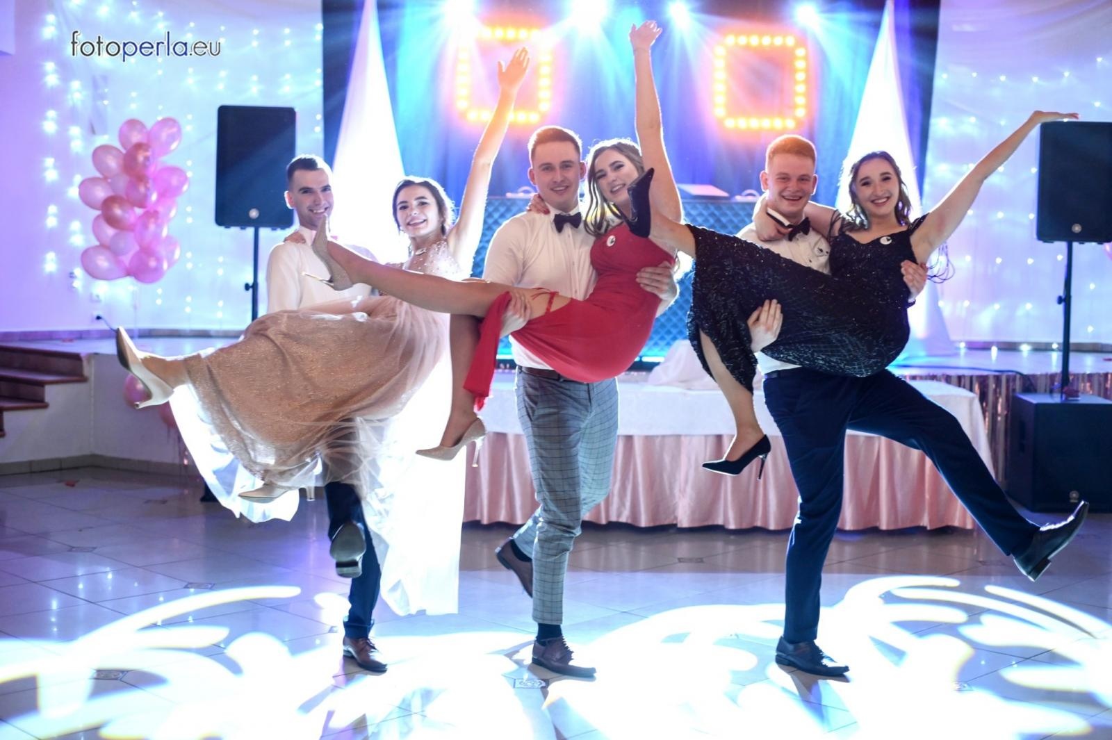 Zdjęcie w galerii na portalu naszraciborz.pl: Tak się bawi raciborski Ekonomik [FOTO i WIDEO] wiadomości z regionu