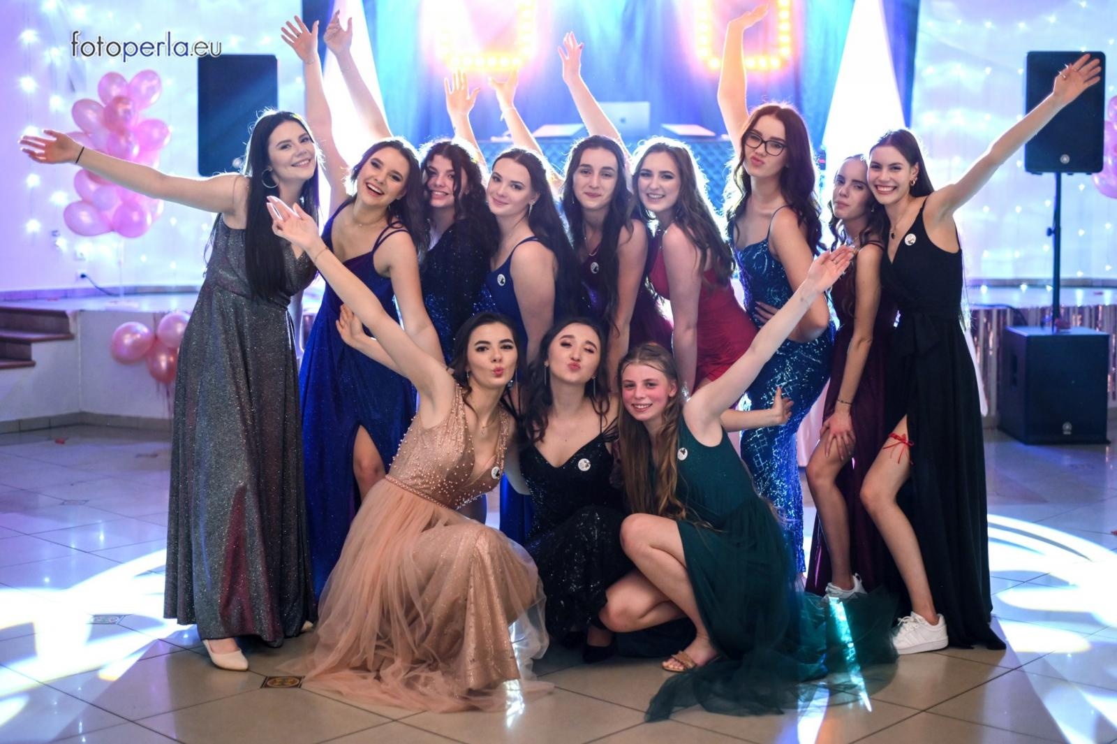 Zdjęcie w galerii na portalu naszraciborz.pl: Tak się bawi raciborski Ekonomik [FOTO i WIDEO] wiadomości z regionu