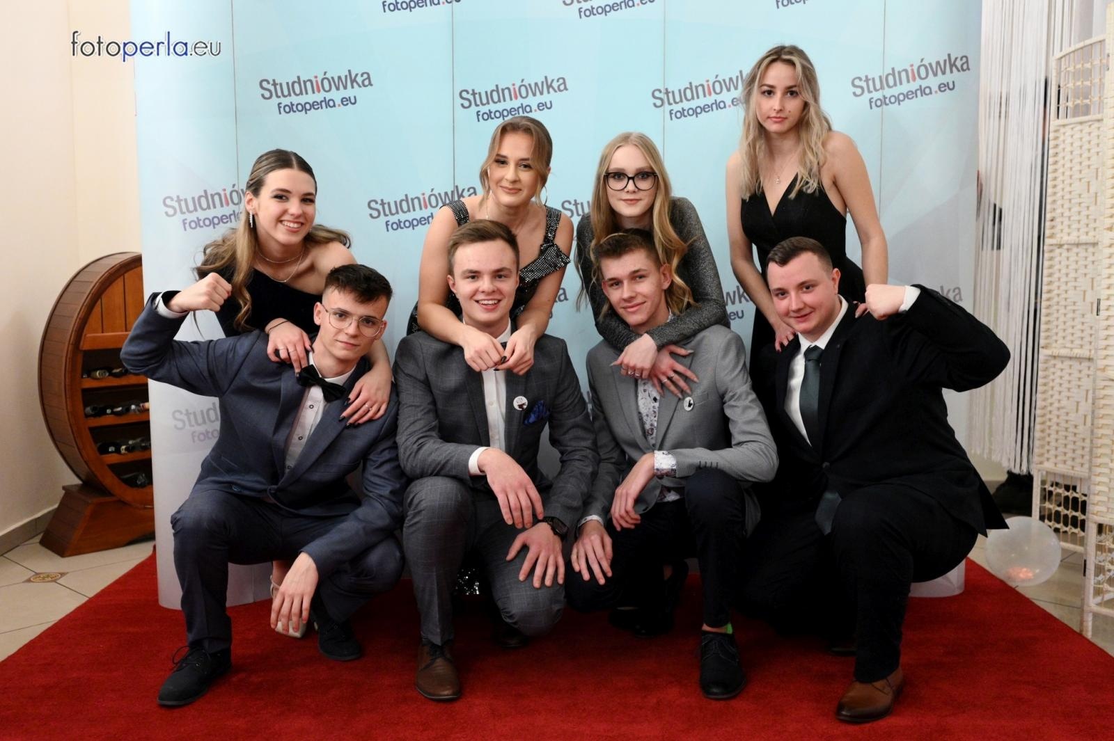 Zdjęcie w galerii na portalu naszraciborz.pl: Tak się bawi raciborski Ekonomik [FOTO i WIDEO] wiadomości z regionu