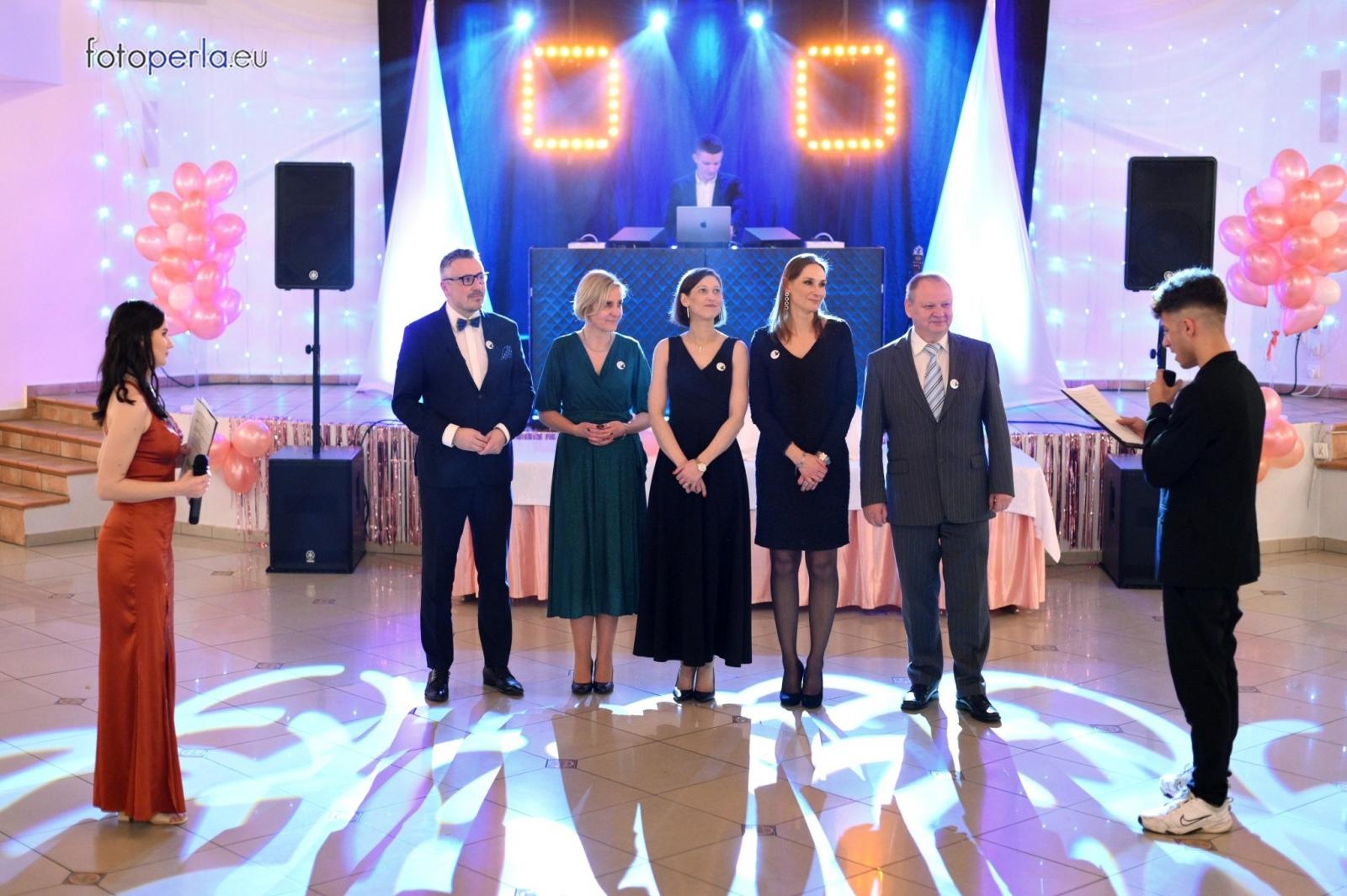 Zdjęcie w galerii na portalu naszraciborz.pl: Tak się bawi raciborski Ekonomik [FOTO i WIDEO] wiadomości z regionu