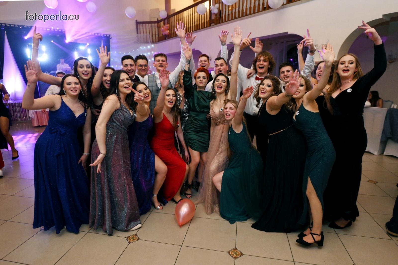 Zdjęcie w galerii na portalu naszraciborz.pl: Tak się bawi raciborski Ekonomik [FOTO i WIDEO] wiadomości z regionu