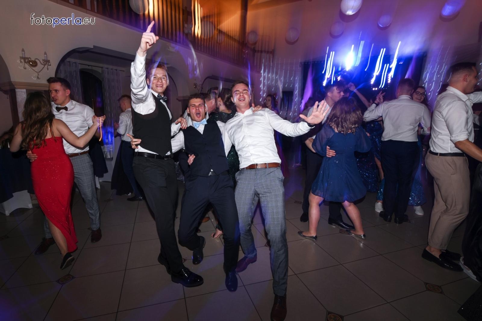 Zdjęcie w galerii na portalu naszraciborz.pl: Tak się bawi raciborski Ekonomik [FOTO i WIDEO] wiadomości z regionu