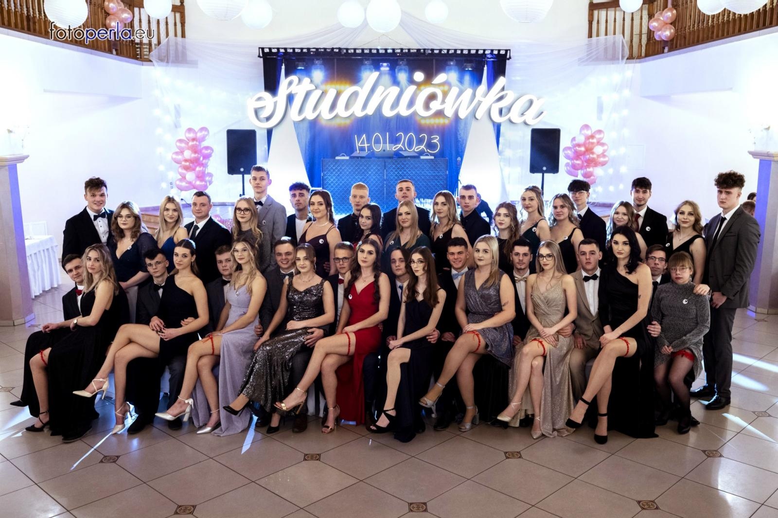 Zdjęcie w galerii na portalu naszraciborz.pl: Tak się bawi raciborski Ekonomik [FOTO i WIDEO] wiadomości z regionu