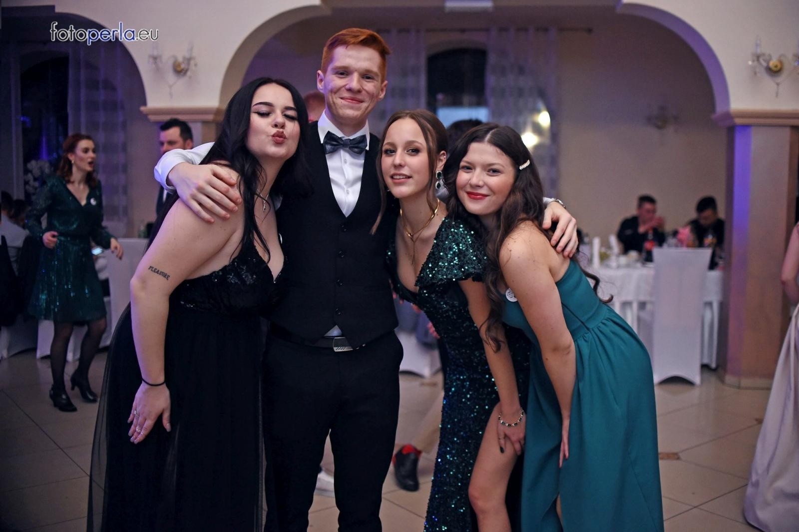 Zdjęcie w galerii na portalu naszraciborz.pl: Tak się bawi raciborski Ekonomik [FOTO i WIDEO] wiadomości z regionu