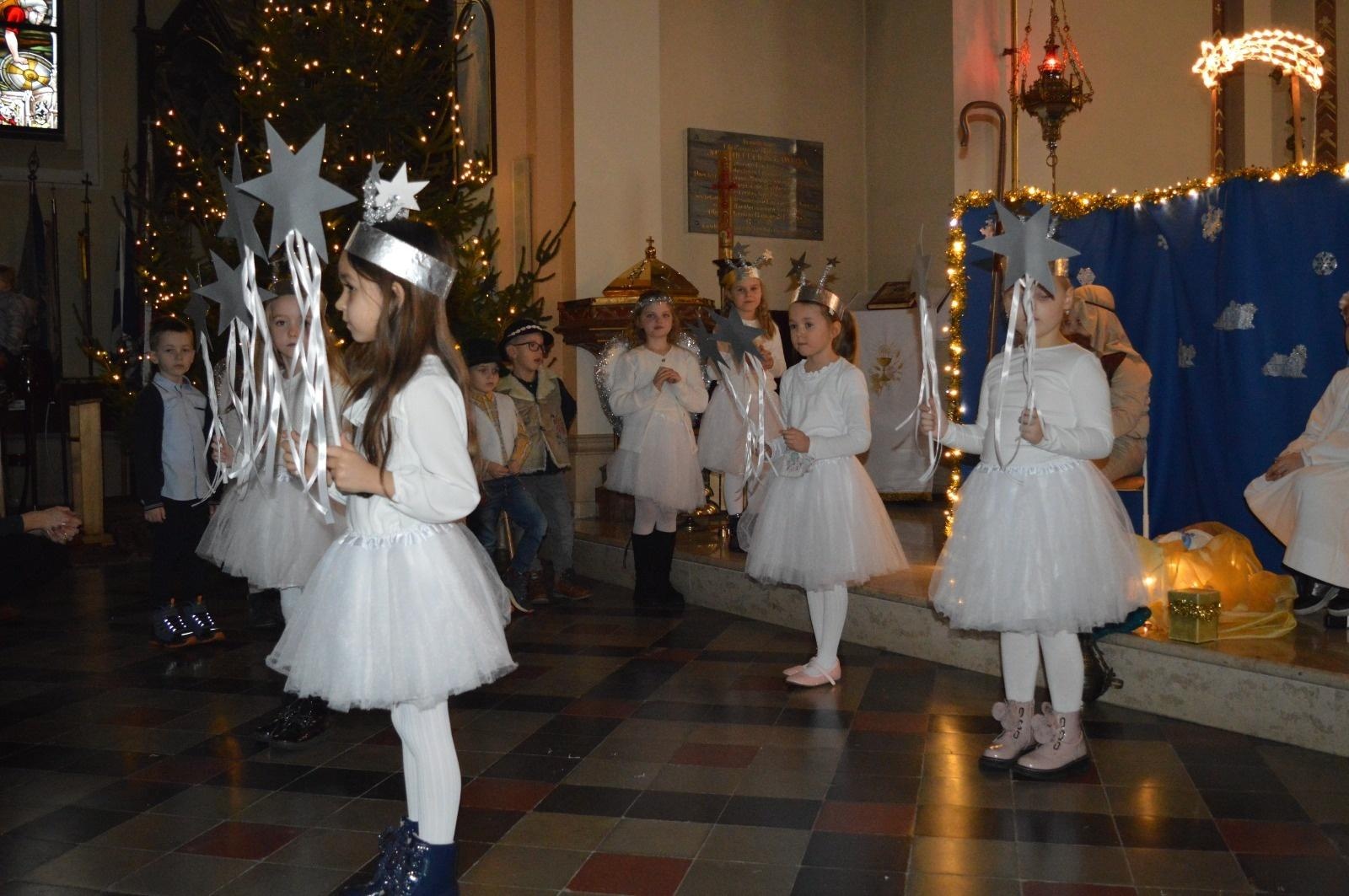 Zdjęcie w galerii na portalu naszraciborz.pl: Witaj Jezu ukochany. Przedszkolaki z Rudnika pokazały jasełka wiadomości z regionu