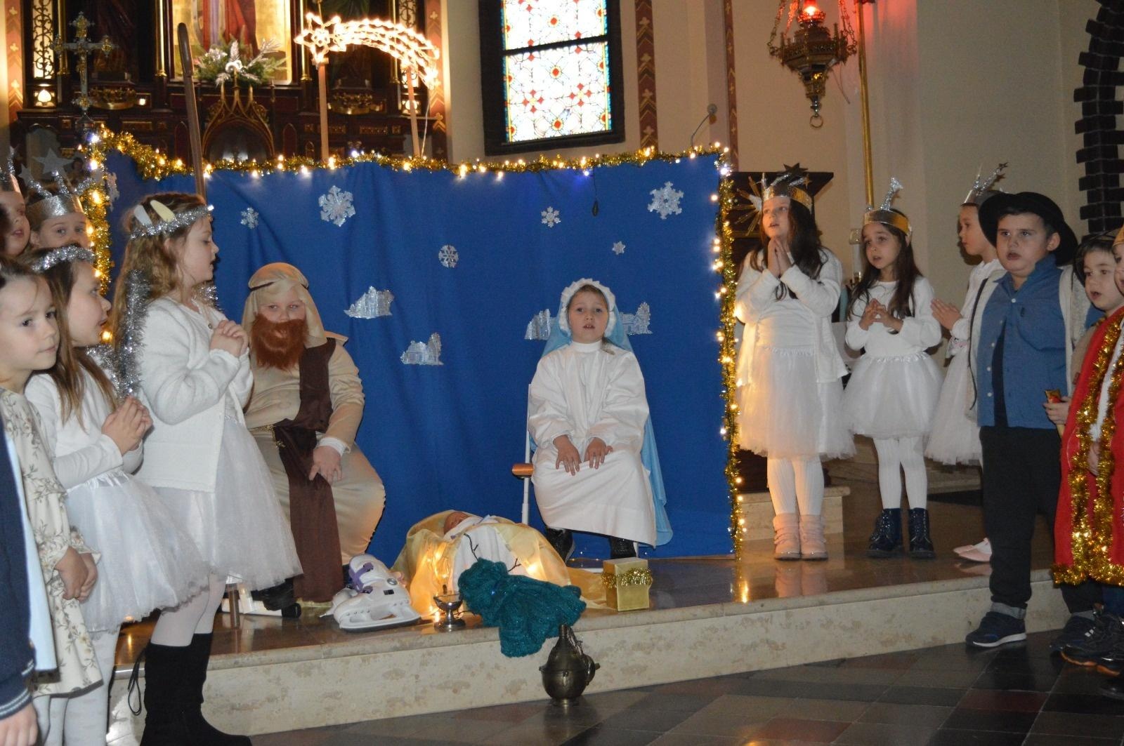 Zdjęcie w galerii na portalu naszraciborz.pl: Witaj Jezu ukochany. Przedszkolaki z Rudnika pokazały jasełka wiadomości z regionu