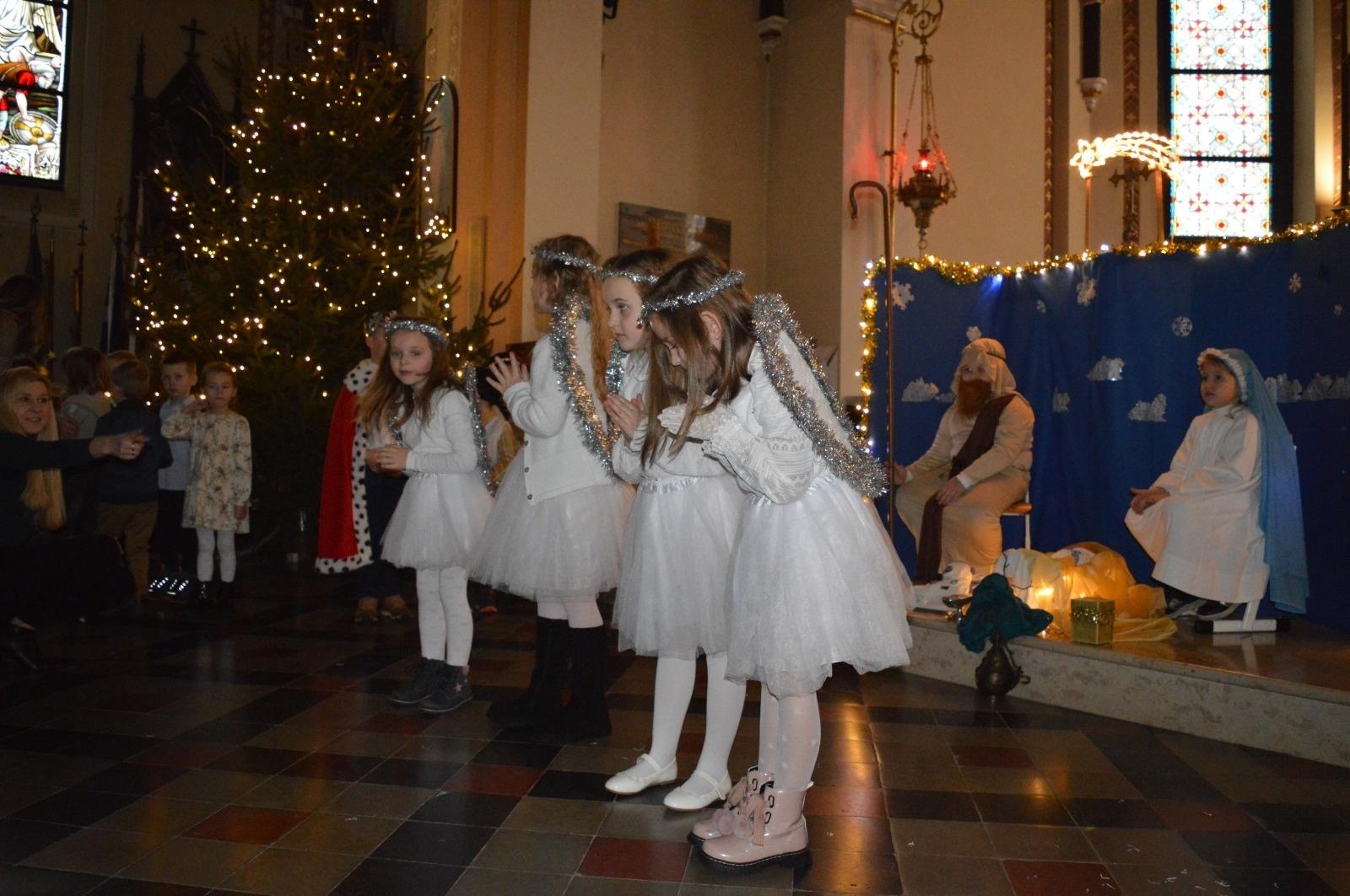 Zdjęcie w galerii na portalu naszraciborz.pl: Witaj Jezu ukochany. Przedszkolaki z Rudnika pokazały jasełka wiadomości z regionu