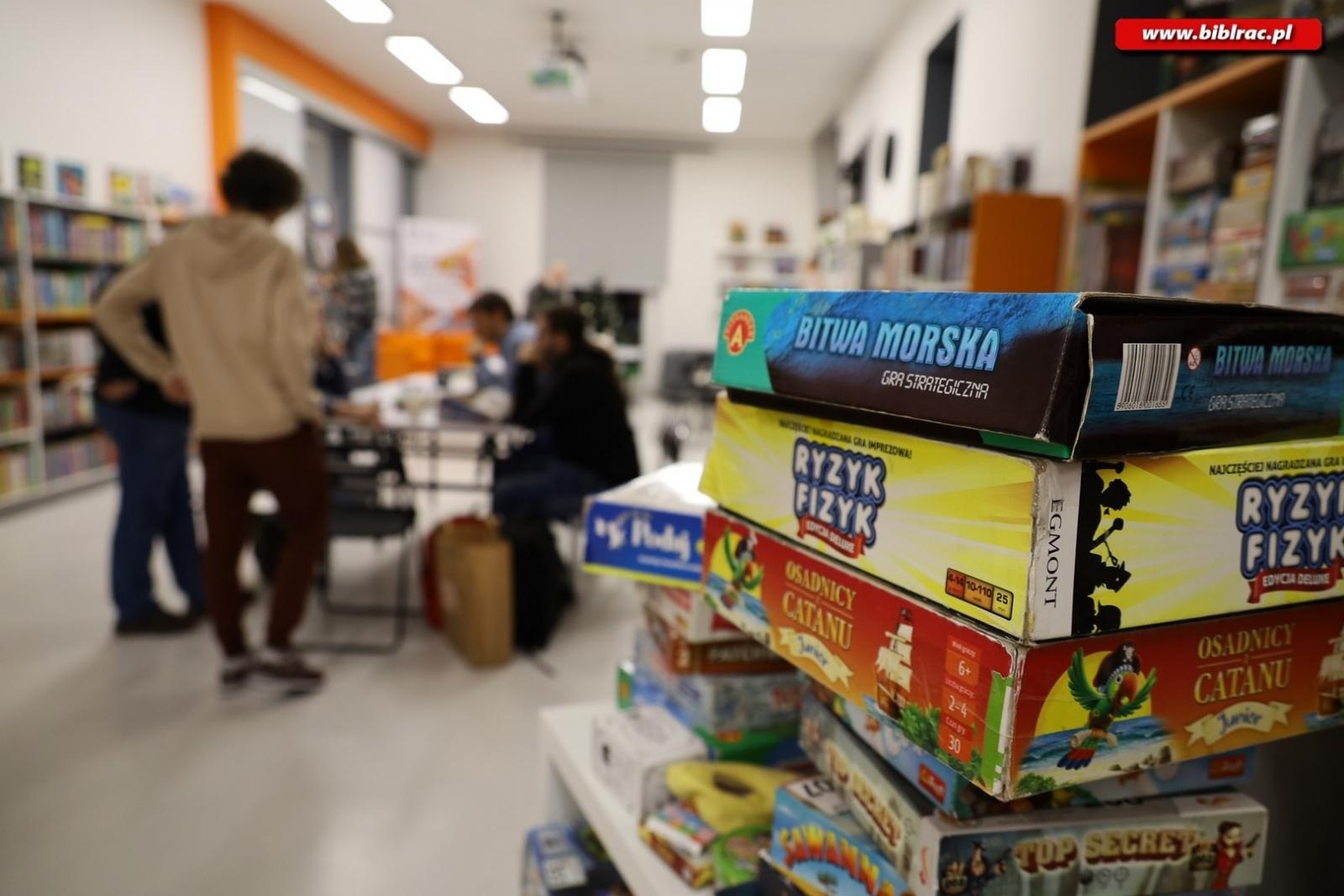 Zdjęcie w galerii na portalu naszraciborz.pl: Noc z grami bez prądu. Rywalizacja do białego rana wiadomości z regionu