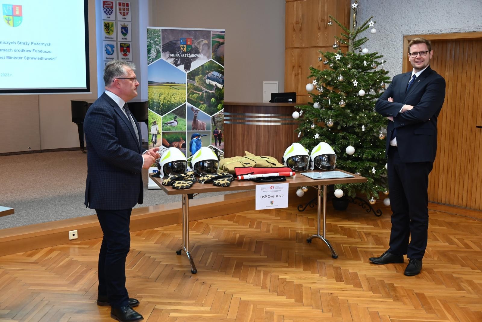 Zdjęcie w galerii na portalu naszraciborz.pl: Ochotnicy z Owsiszcz i Chałupek dostali nowy sprzęt wiadomości z regionu