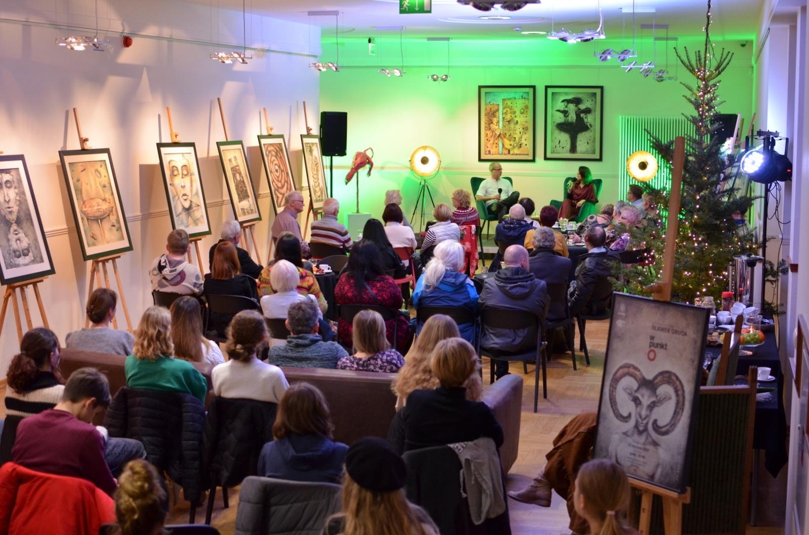 Zdjęcie w galerii na portalu naszraciborz.pl: W punkt. Spotkanie z malarstwem Sławka Grucy wiadomości z regionu