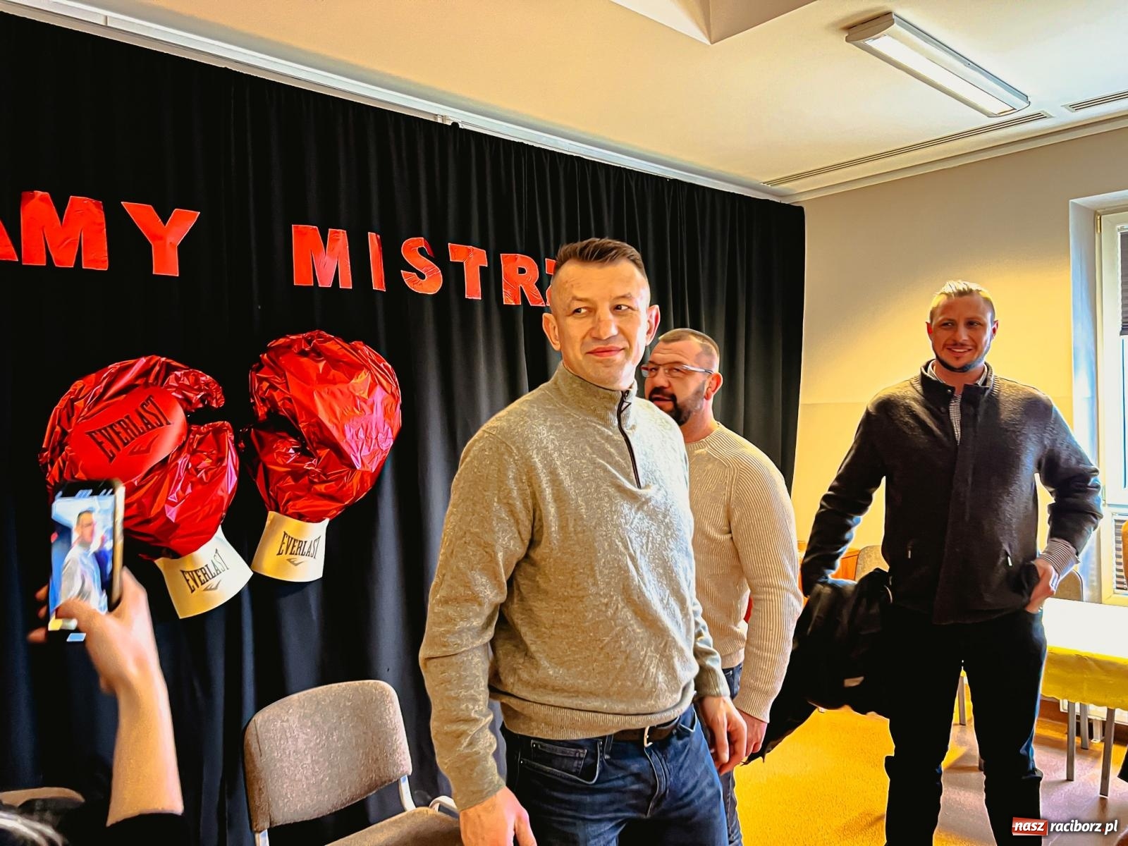 Zdjęcie w galerii na portalu naszraciborz.pl: Czujesz strach, nie walcz! Tomasz Adamek w Raciborzu wiadomości z regionu
