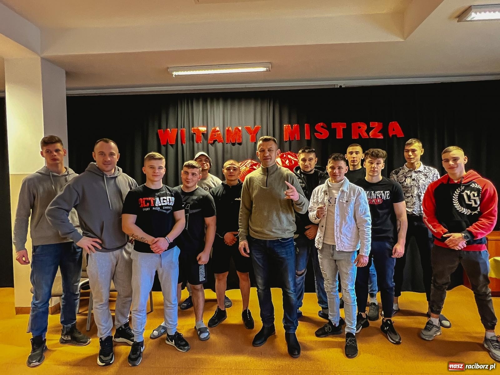 Zdjęcie w galerii na portalu naszraciborz.pl: Czujesz strach, nie walcz! Tomasz Adamek w Raciborzu wiadomości z regionu