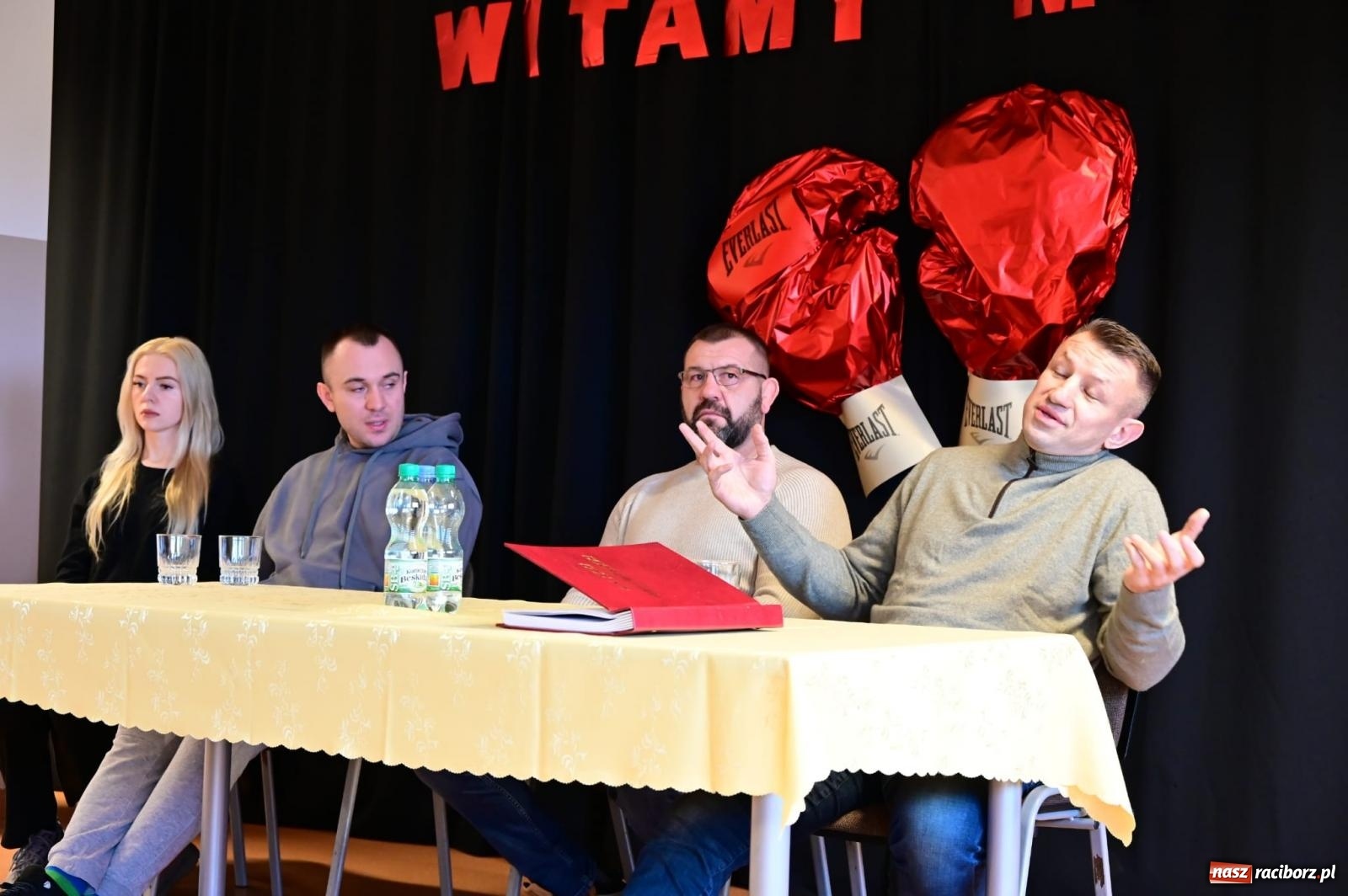 Zdjęcie w galerii na portalu naszraciborz.pl: Czujesz strach, nie walcz! Tomasz Adamek w Raciborzu wiadomości z regionu