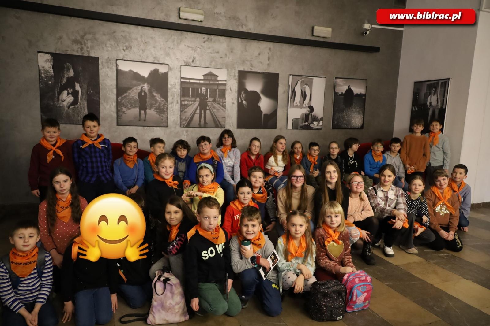 Zdjęcie w galerii na portalu naszraciborz.pl: Biblioteczne ferie z teatrem wiadomości z regionu