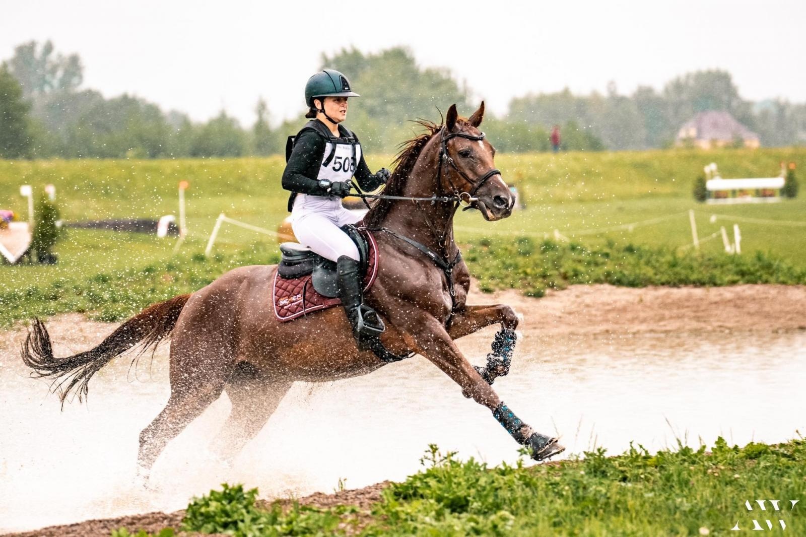 Zdjęcie w galerii na portalu naszraciborz.pl: Jeździectwo. Zosia Bugla z powołaniem do kadry wojewódzkiej wiadomości z regionu