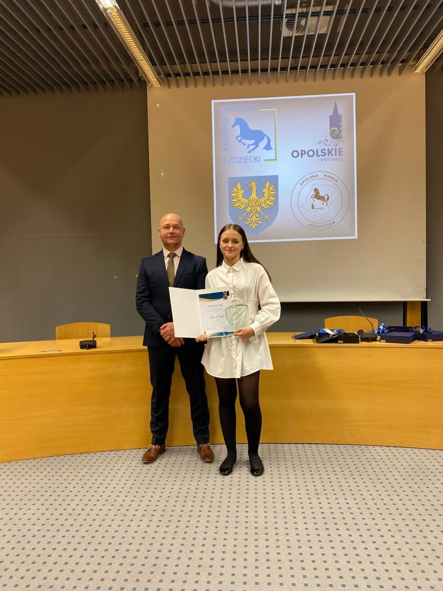 Zdjęcie w galerii na portalu naszraciborz.pl: Jeździectwo. Zosia Bugla z powołaniem do kadry wojewódzkiej wiadomości z regionu