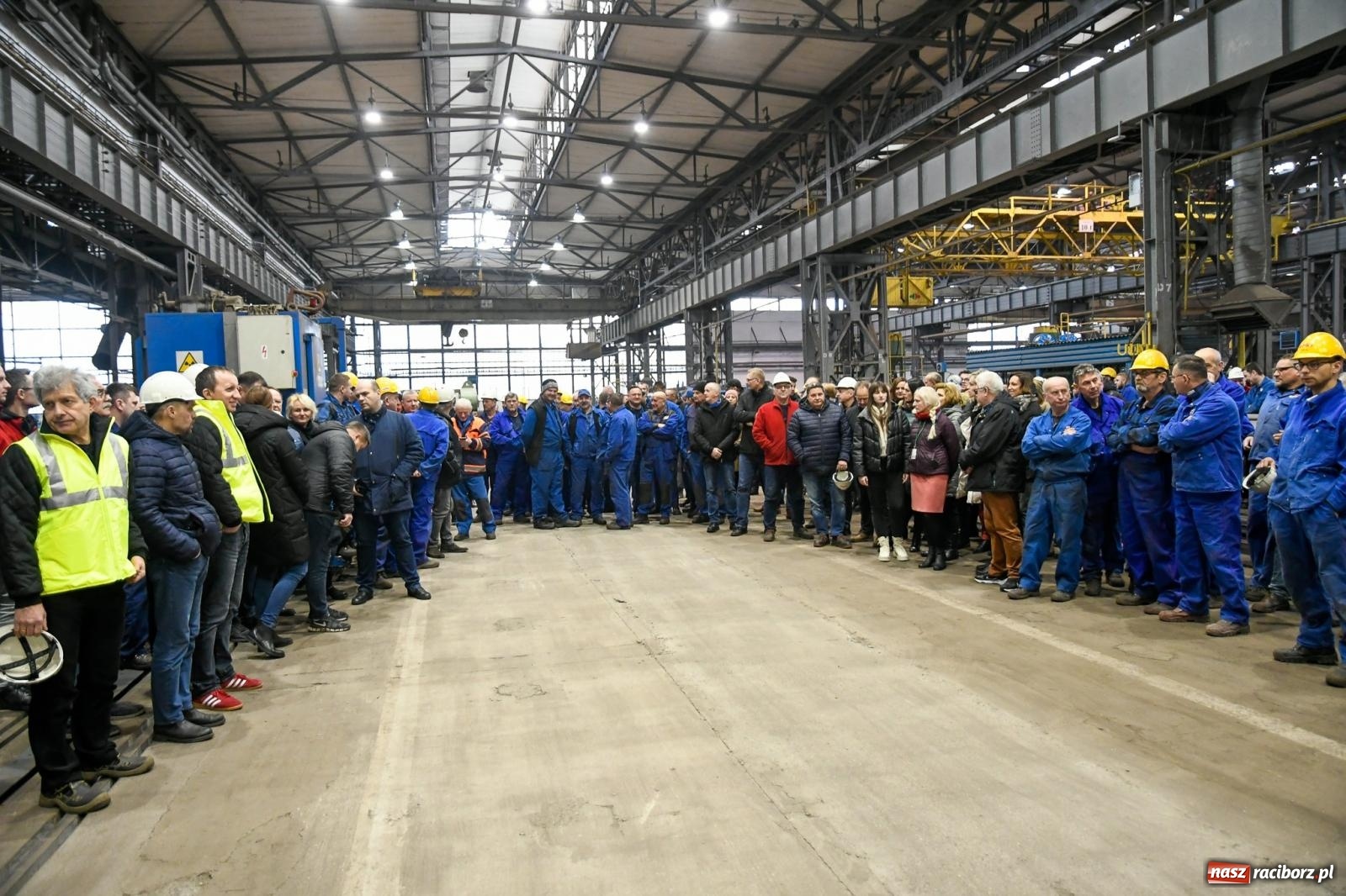 Zdjęcie w galerii na portalu naszraciborz.pl: Związkowcy z Rafako napisali list do premiera Tuska. Korespondencja wyciekła do mediów. Mowa o możliwej upadłości wiadomości z regionu