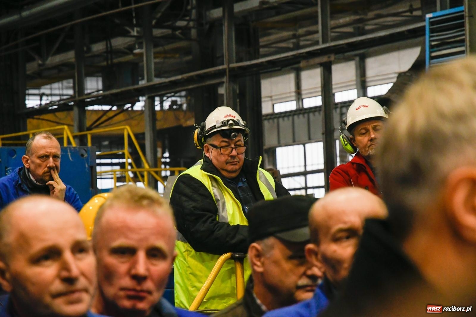 Zdjęcie w galerii na portalu naszraciborz.pl: Związkowcy z Rafako napisali list do premiera Tuska. Korespondencja wyciekła do mediów. Mowa o możliwej upadłości wiadomości z regionu