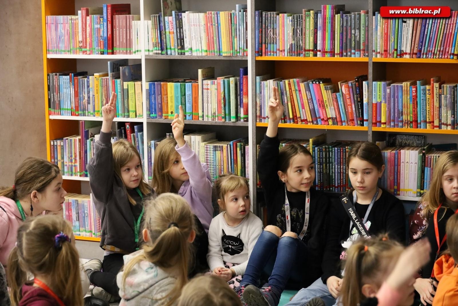 Zdjęcie w galerii na portalu naszraciborz.pl: Filmowe Ferie z raciborską Biblioteką na półmetku wiadomości z regionu