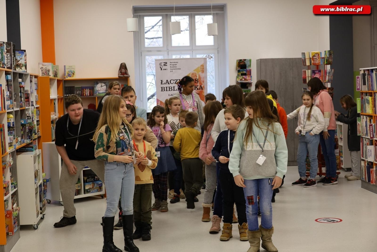 Zdjęcie w galerii na portalu naszraciborz.pl: Filmowe Ferie z raciborską Biblioteką na półmetku wiadomości z regionu