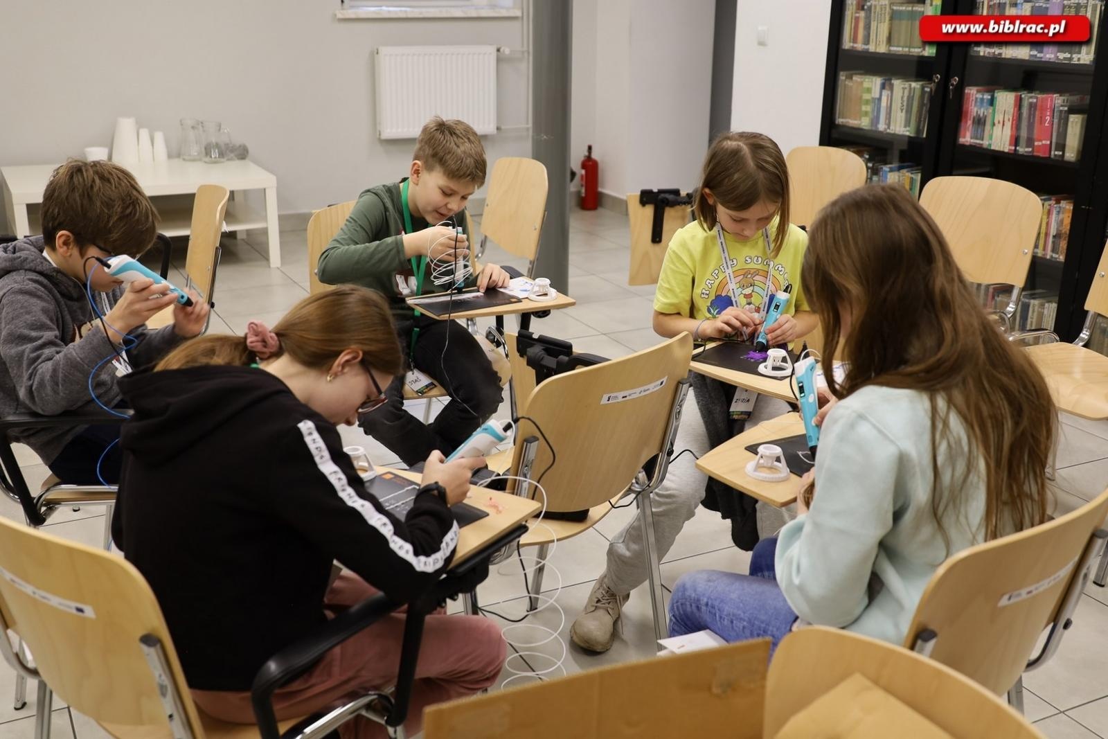 Zdjęcie w galerii na portalu naszraciborz.pl: Filmowe Ferie z raciborską Biblioteką na półmetku wiadomości z regionu