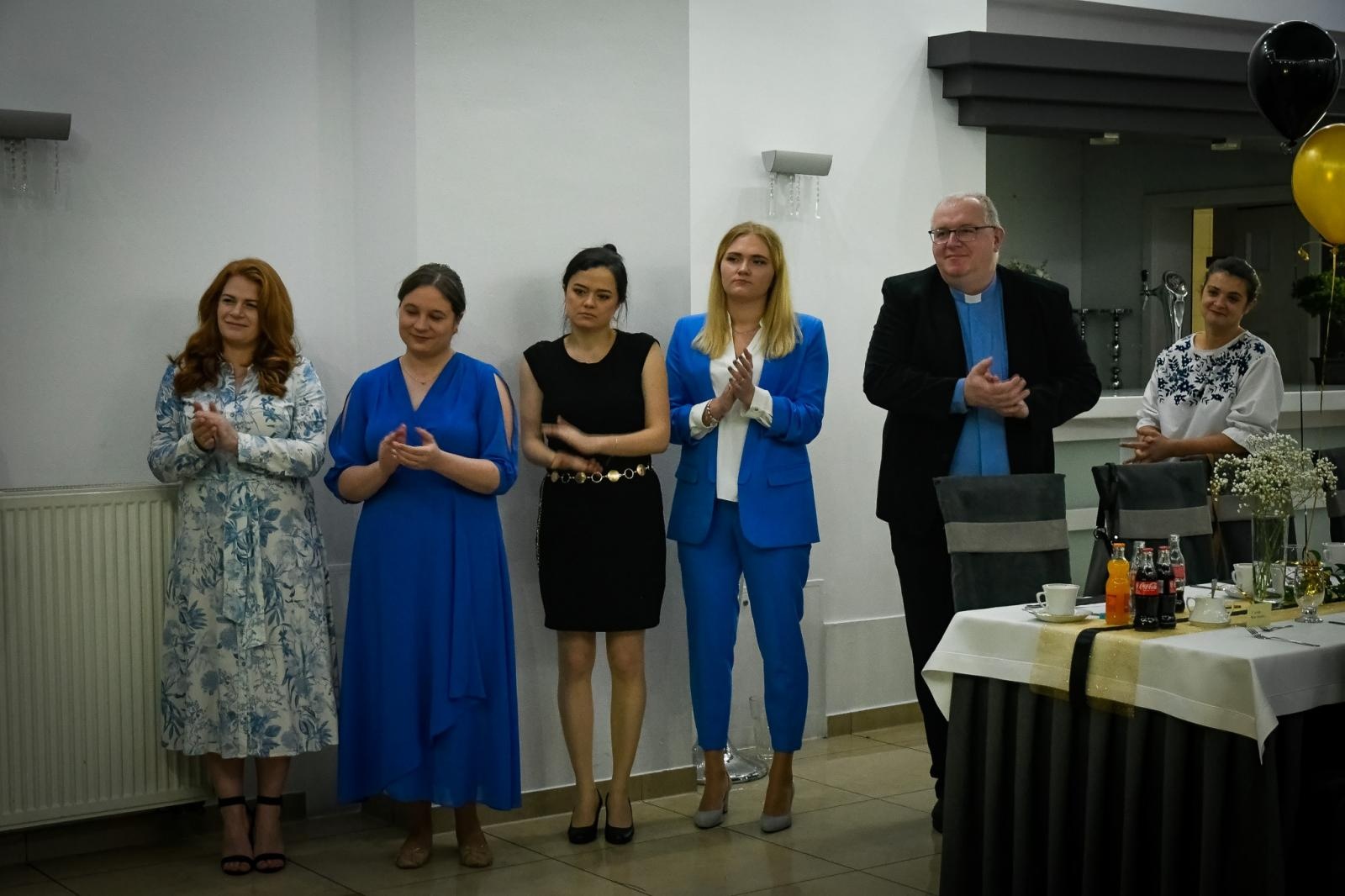 Zdjęcie w galerii na portalu naszraciborz.pl: Studniówka Diecezjalnego LO w Raciborzu [FOTO i WIDEO] wiadomości z regionu