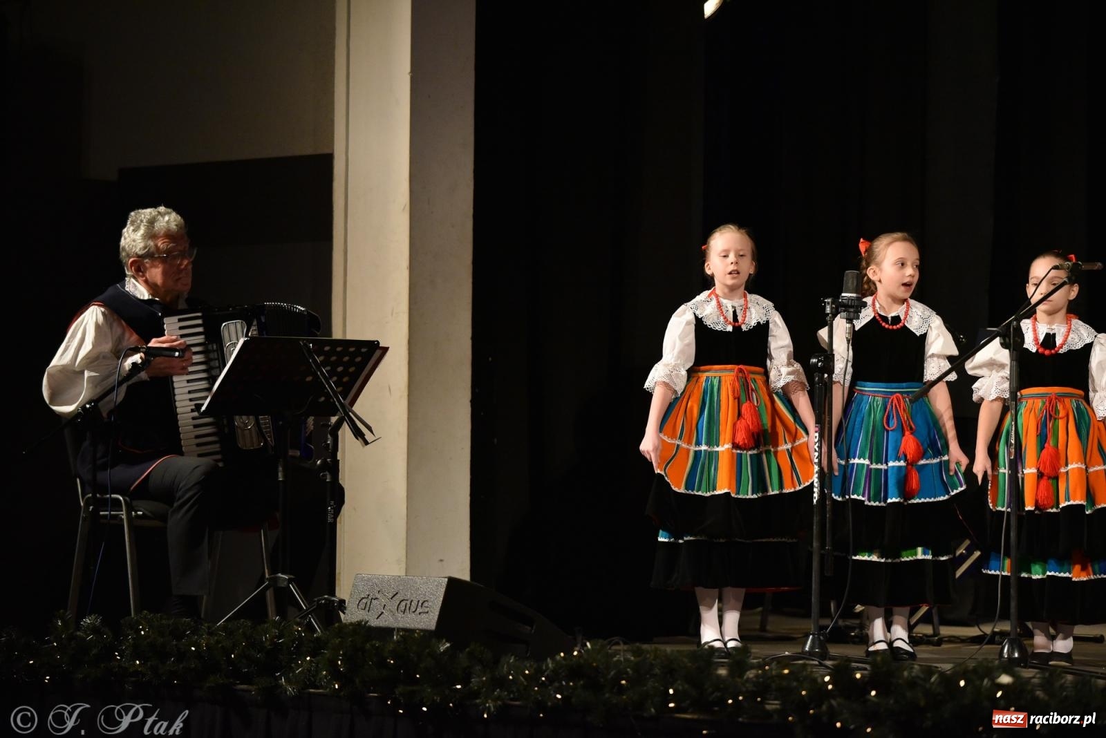 Zdjęcie w galerii na portalu naszraciborz.pl: Czesko-polski koncert kolędowy w Strzesze wiadomości z regionu