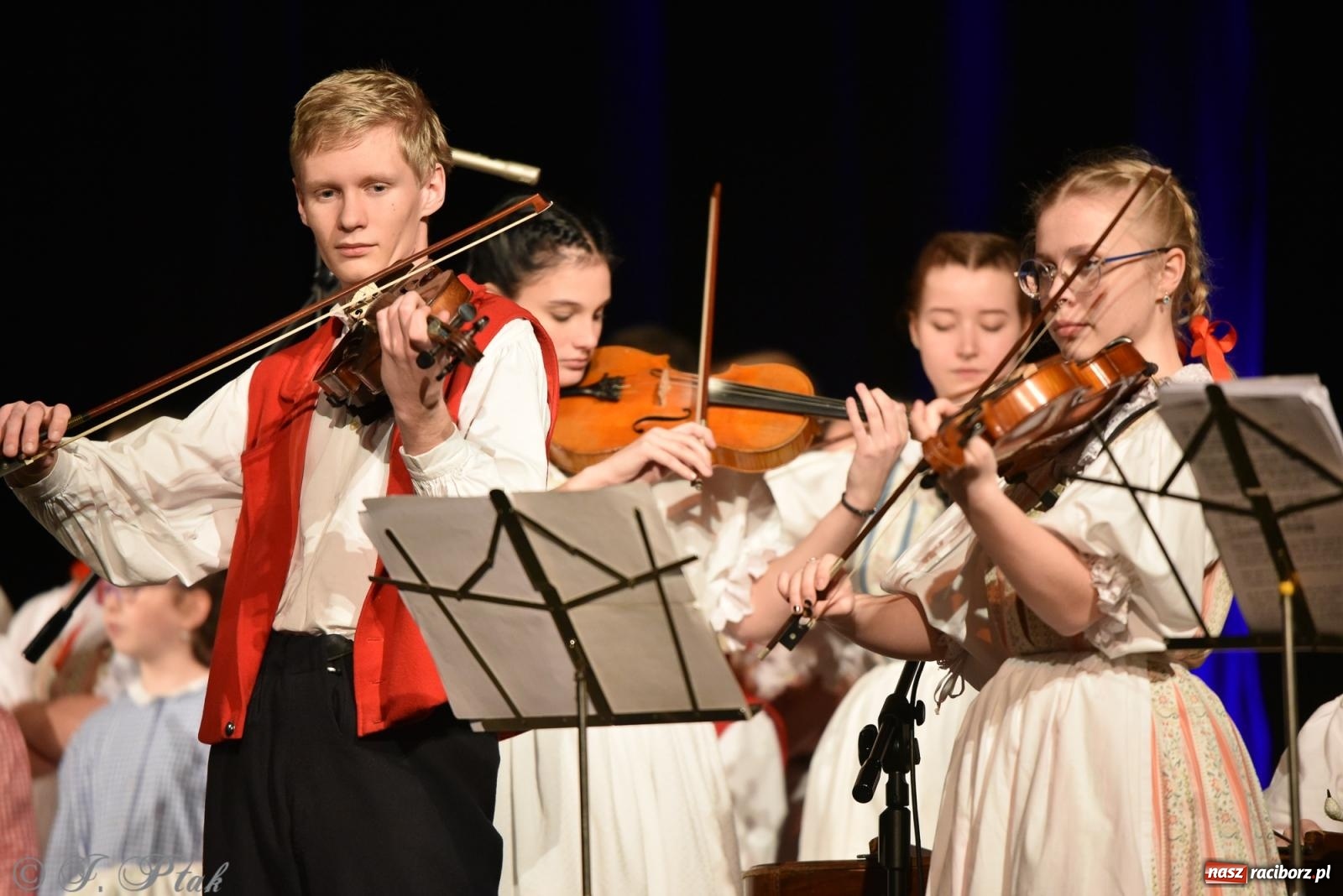 Zdjęcie w galerii na portalu naszraciborz.pl: Czesko-polski koncert kolędowy w Strzesze wiadomości z regionu